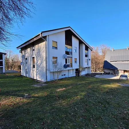 Apartment Yoya Plitvicka Jezera Exterior photo