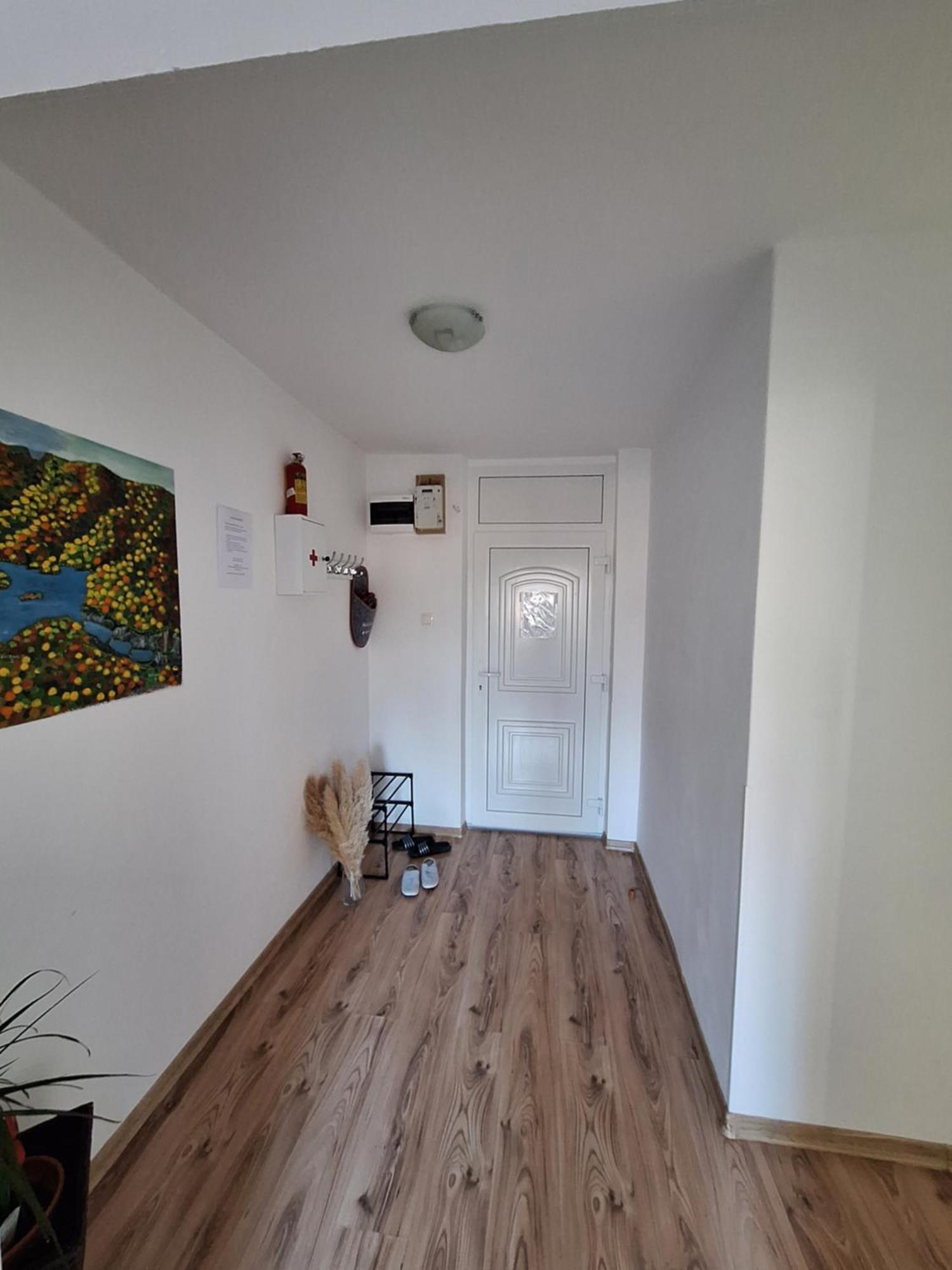 Apartment Yoya *