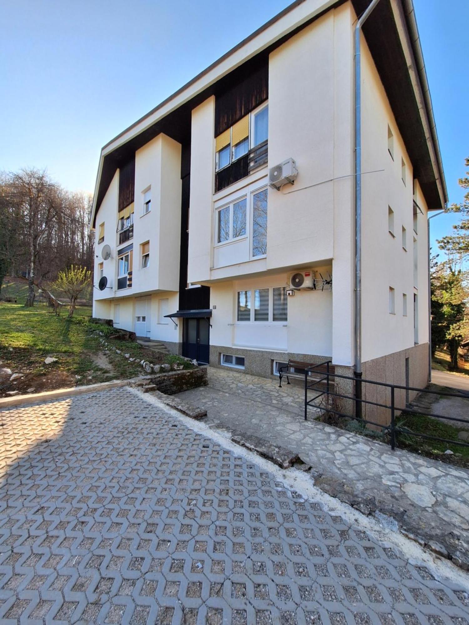 Apartment Yoya
