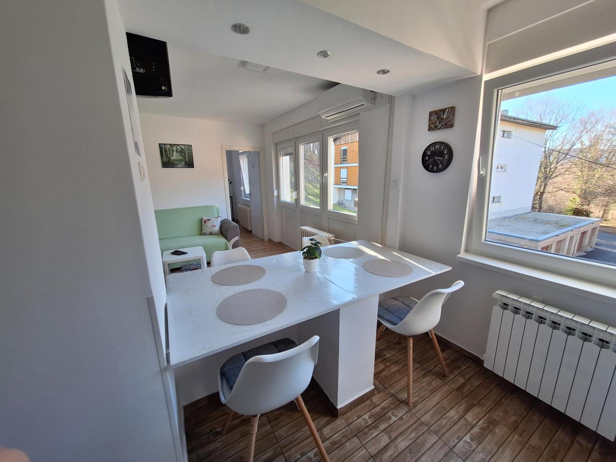 Yoya Apartment *